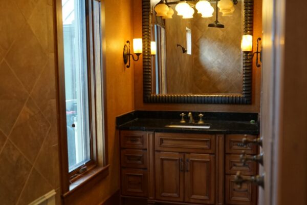 Eustis Bathroom 6